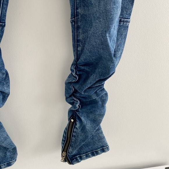 Forever 21 XXI Men’s jean joggers with zippers - size medium - Picture 3 of 5